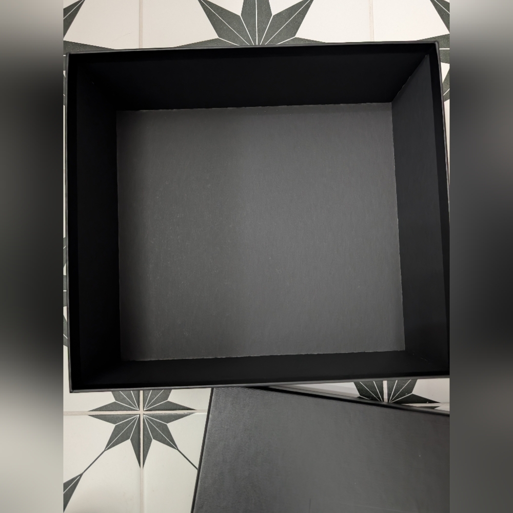 Saint Laurent Black Gift Box With Dust Bag And Branded Shopping Bag - Picture 9 of 16